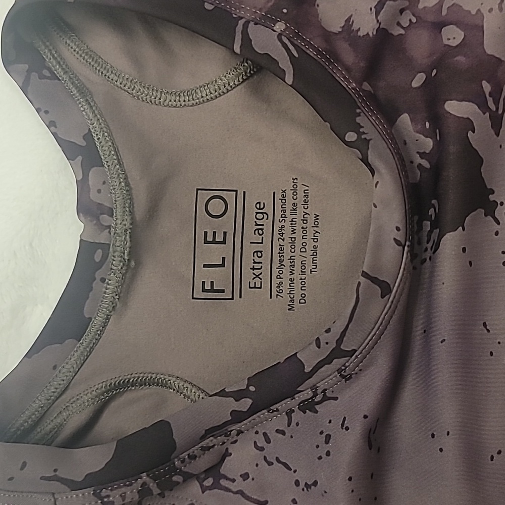 👾 Fleo Purple Marble Foundation Long Sleeve - Picture 7 of 9
